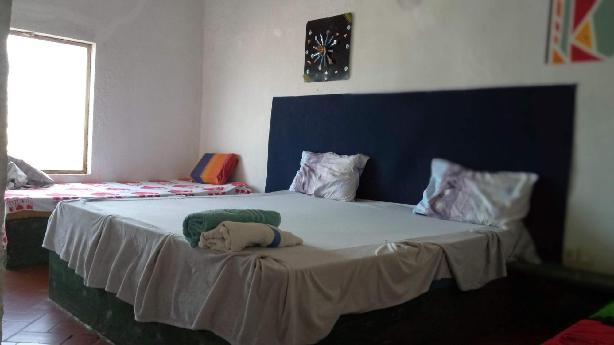 Chez Paolo Hotel Toubab Dialaw Ngoại thất bức ảnh