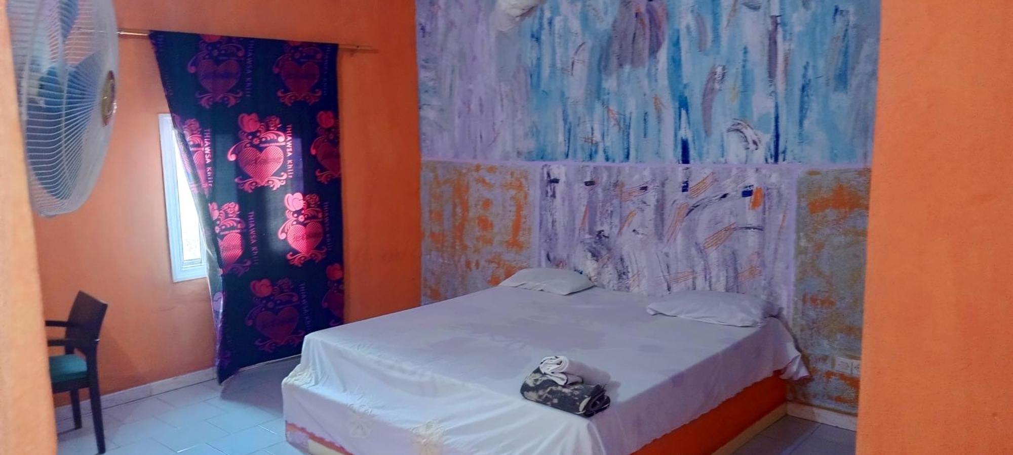 Chez Paolo Hotel Toubab Dialaw Ngoại thất bức ảnh